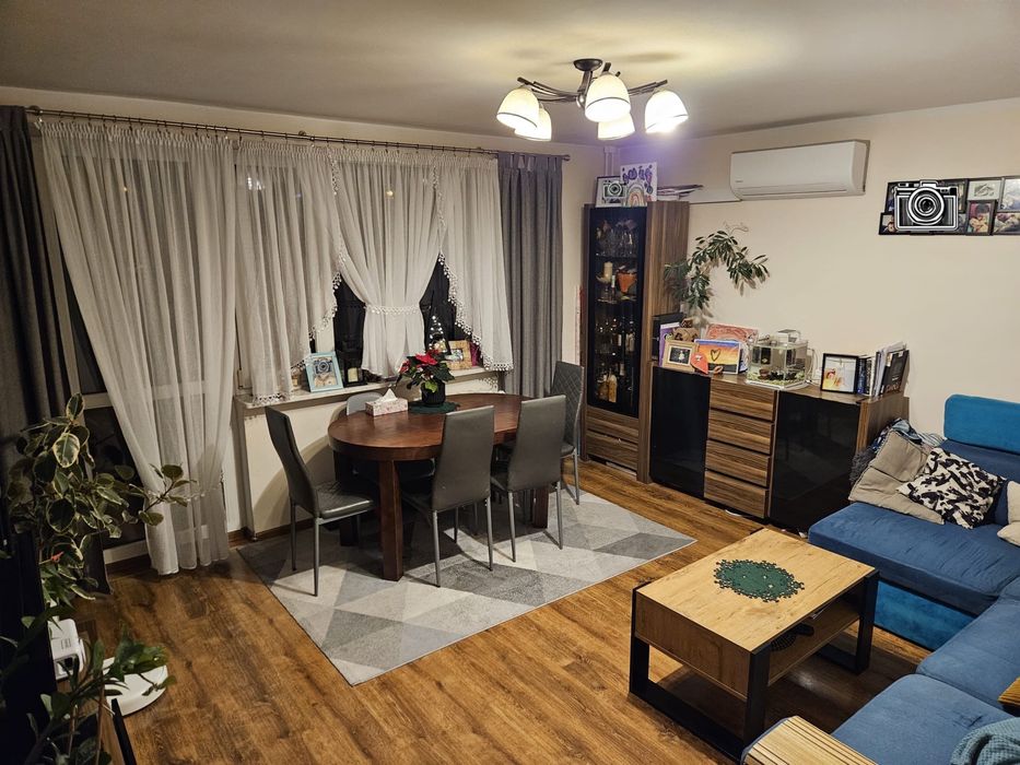 Mieszkanie 3-pokojowe w centrum miasta na 1 piętrze.