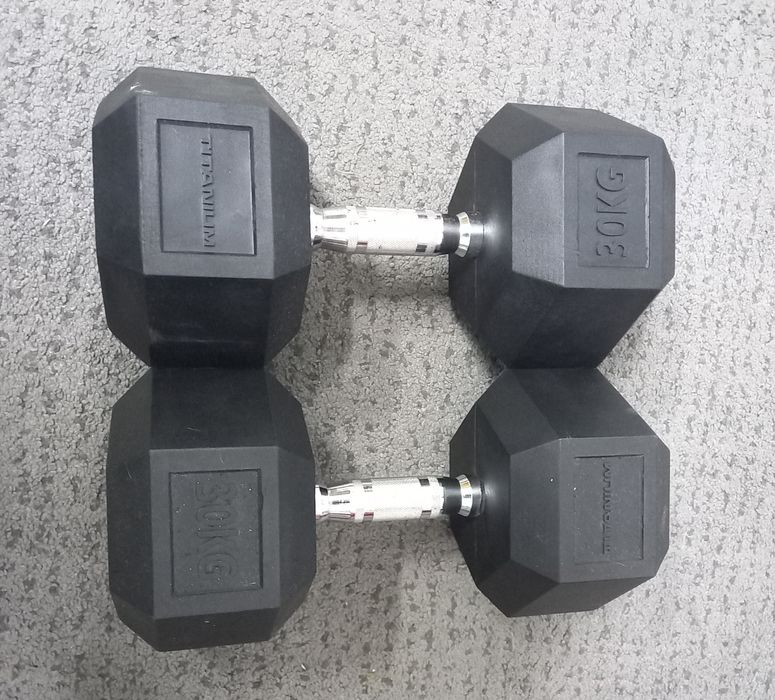 Halteres Titanim438130256401541122