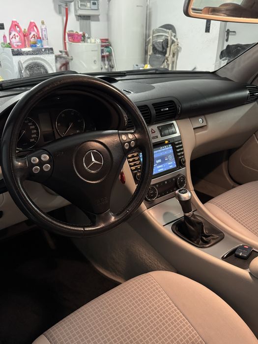 Mercedes C220 CDI SportCoupé | Impecável | Muitos Extras