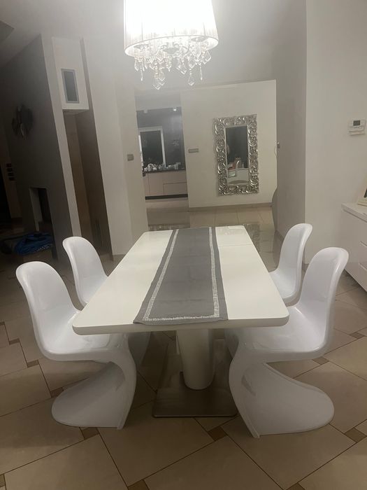 Stół rozkładany biały połysk