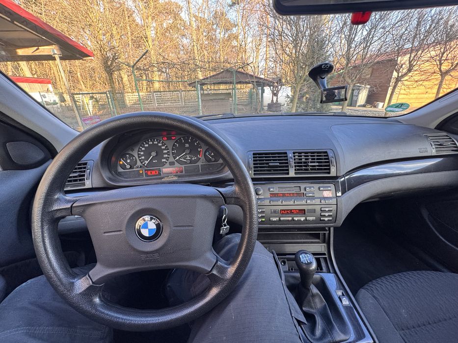 BMW 318i 1999r. – klasyka, której już się nie robi | 122 tys. km