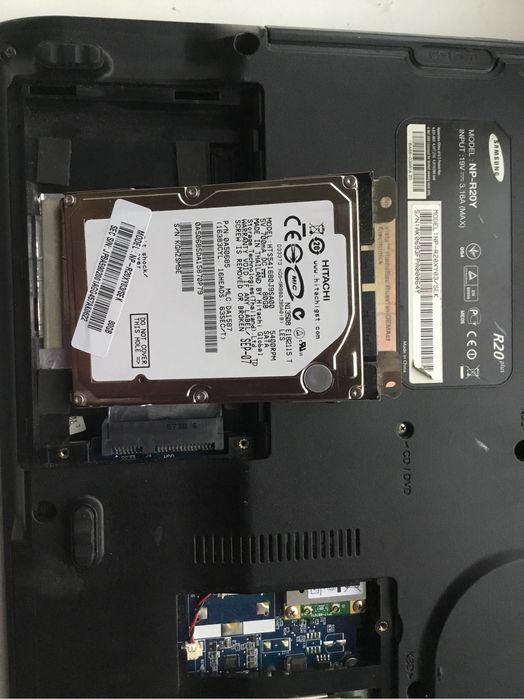 Ноутбук  Samsung  NP-R20Y. HDD 80 Gb, ОЗУ 1 Gb, Intel Celeron