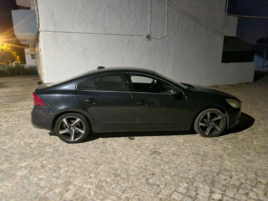 Volvo S60 R-Design