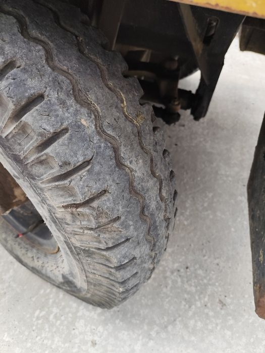 Львівський навантажувач 40810 погрузчик