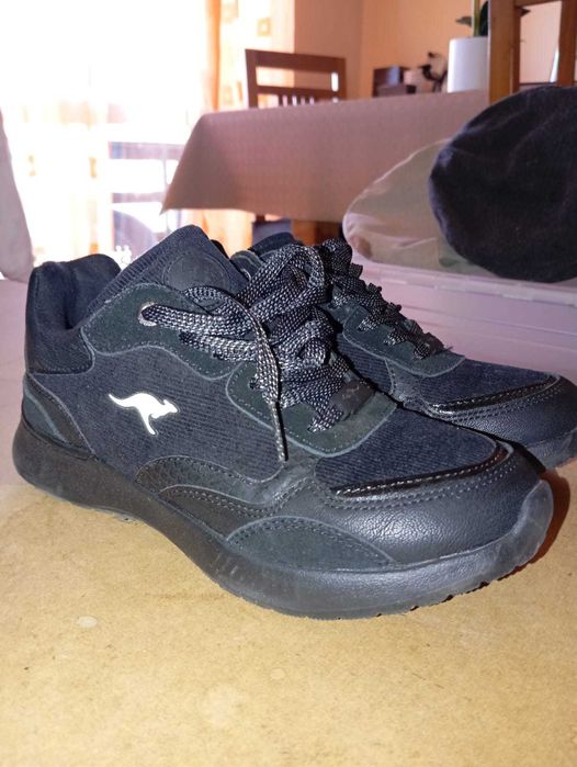 Sapatilhas Kanguro Pretas