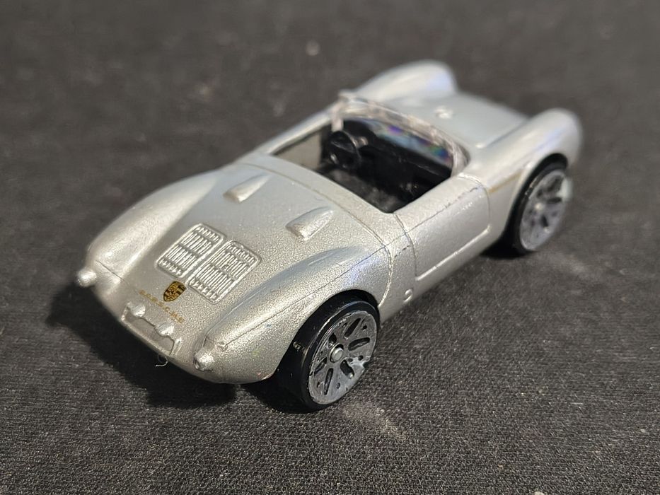 Maisto Porsche 550A Spyder 1:64