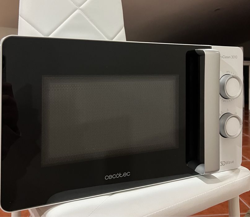 Microondas Cecotec Novo