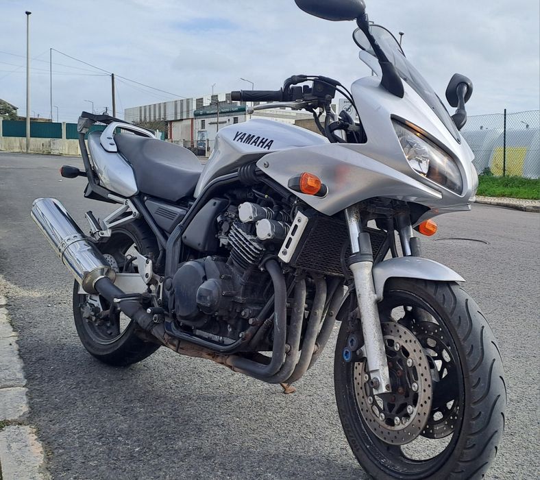 Yamaha Fazer 600cc  2002