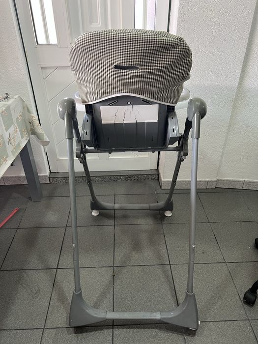 Cadeira de refeição de bebé/criança