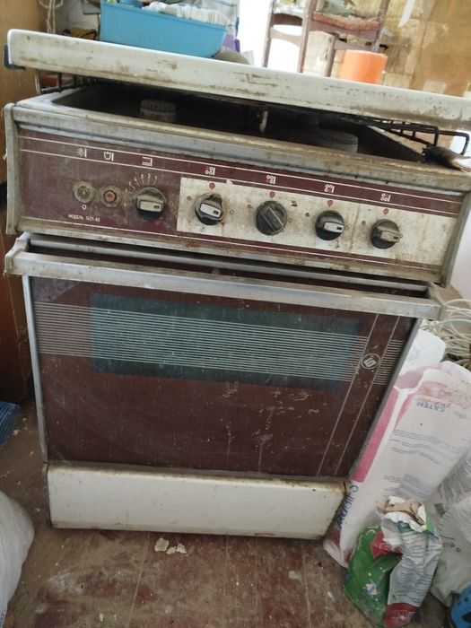 Продам газова плита духовка бу