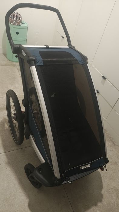 Thule Chariot Cross 1