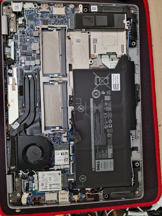 Dell Latitude 7210 - на ремонт/запчасти/восстановление. Делл