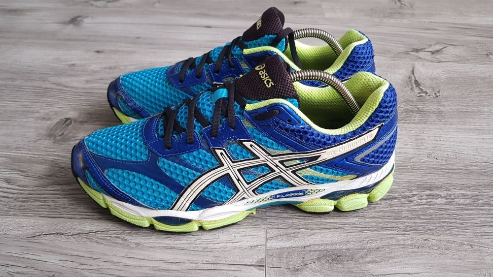 Продам фірмові кросівки Asics gel cumulus 16