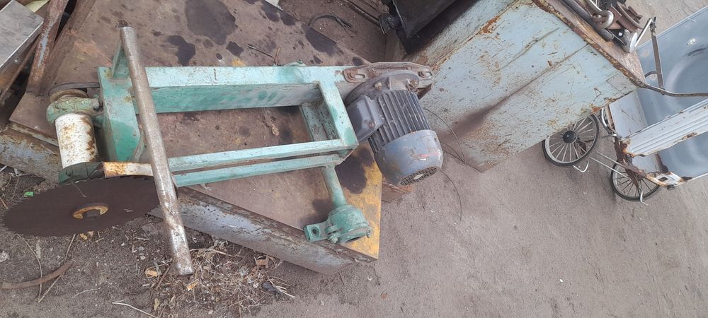 Продам станок циркулярку