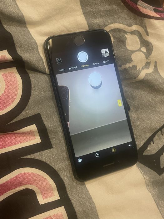 iPhone 8 pamiec 64GB