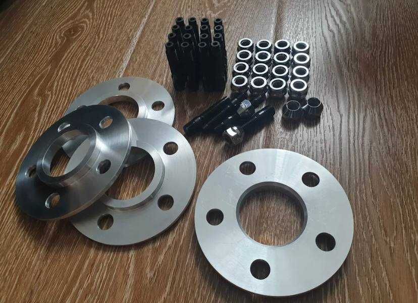 Распродажа склада проставки сквозные адаптеры шпилечные футорочные