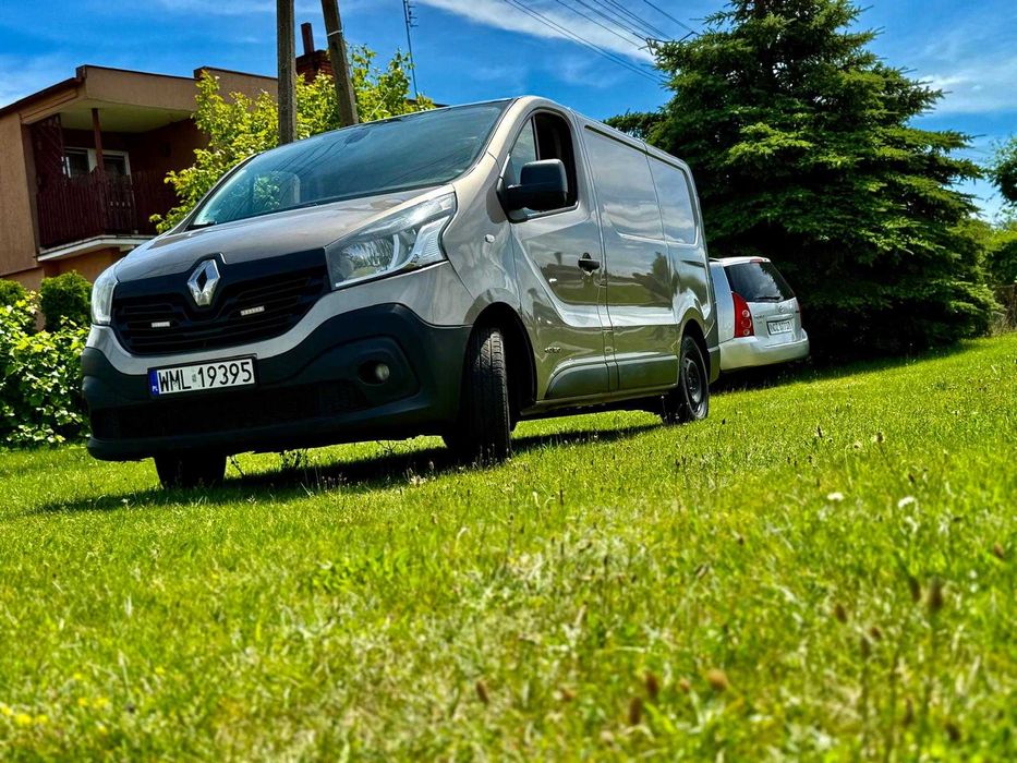 Renault Trafic 1.6 diesel 120km bus dostawczak 3-osobowy