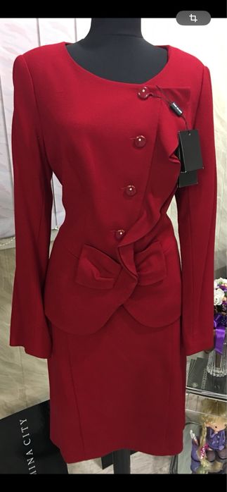 Костюм женский шерстяной