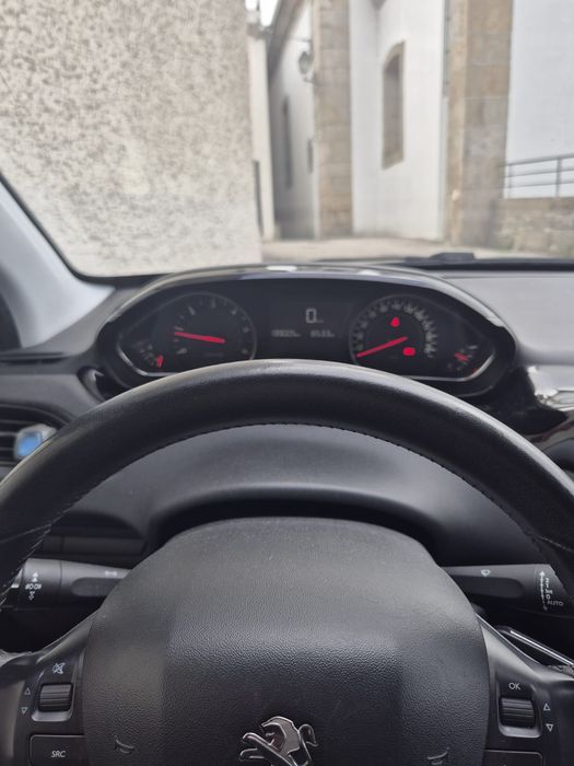 Peugeot 208 1.4HDi Active