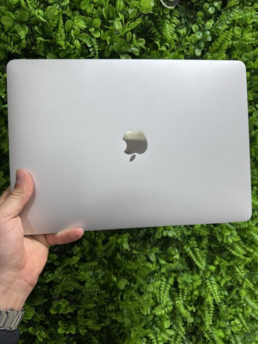 Macbook pro A1708