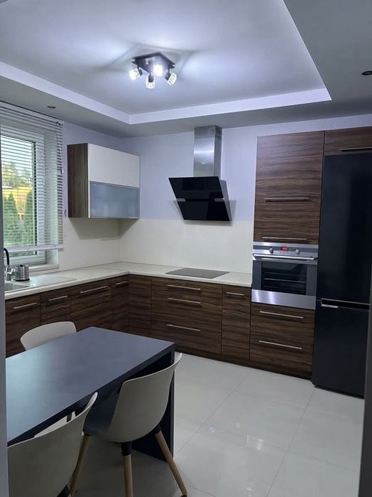Dom 156m², działka 1000m², budynek gospodarczy 117m²