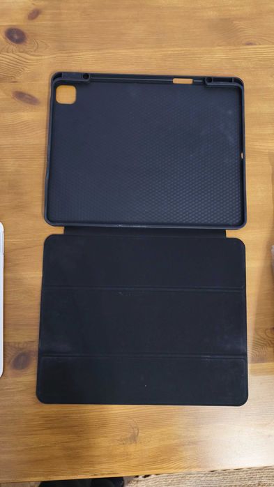 iPAD AIR M2 13" , używ. 5 miesięcy, jak nowy, pudełko+akcesoria