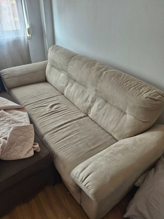 Sofá três lugares IKEA