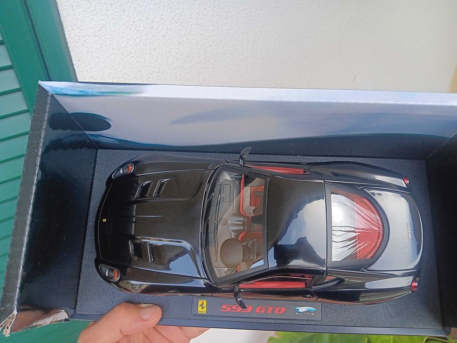 Ferrari 599 gto hotwheels elite 1/18