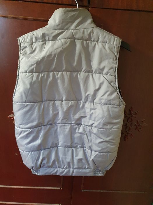 Продам жилет безрукавку. CRAFT