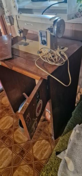 Maszyna do szycia Łucznik 414
