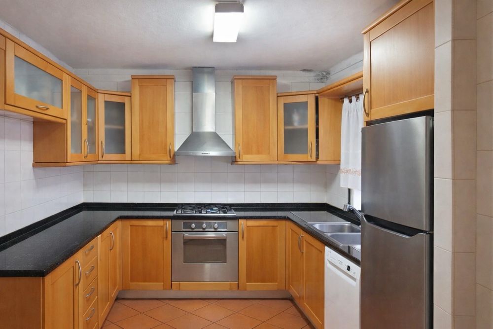 Móveis de cozinha em madeira faia