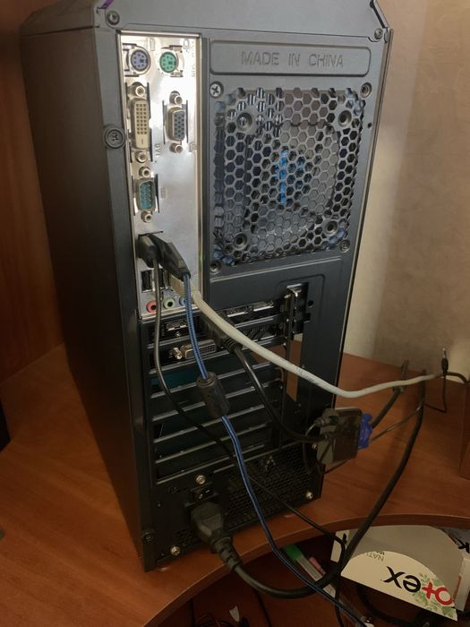 Продам ПК в отлчном состоянии+всякие ништяки)