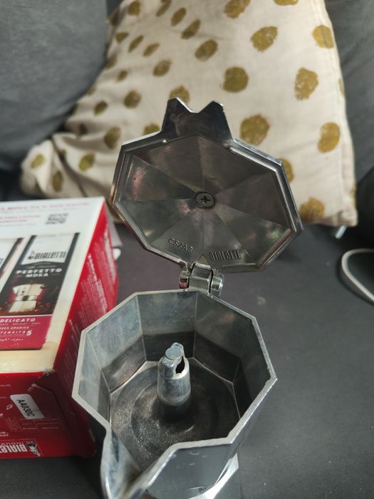 Kawiarka Bialetti Moka ekspres do robienia kawy włoska coffee 2tz 90ml