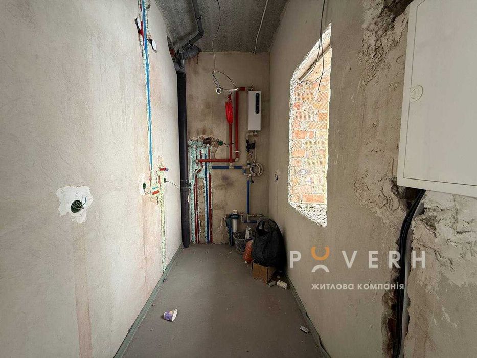 Будинок у Вовчинцях з частковим ремонтом