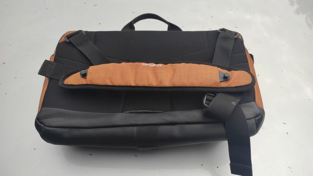 Torba na ramię Samsonite Messenger M 15.6