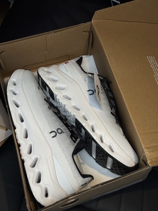 Кросівки On Cloudtilt