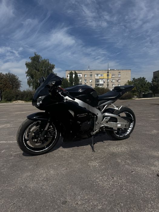 Honda CBR 1000 RR 2011-2013р.Официал.