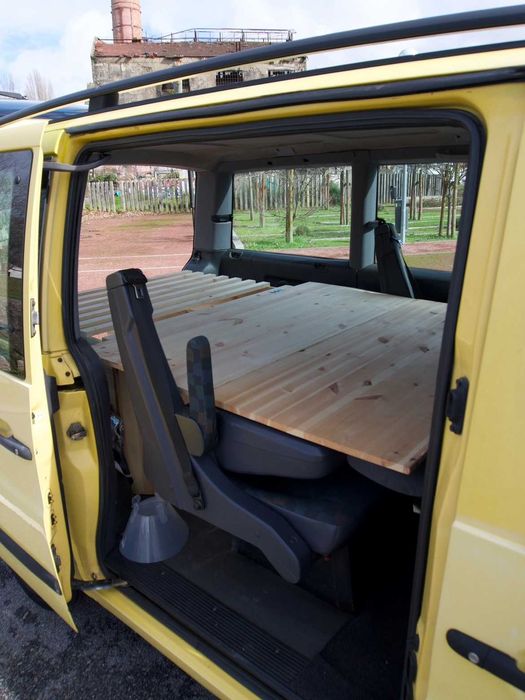 Mercedes Vito Camper Van / Surf Van – Cama – Pronta para Viagens