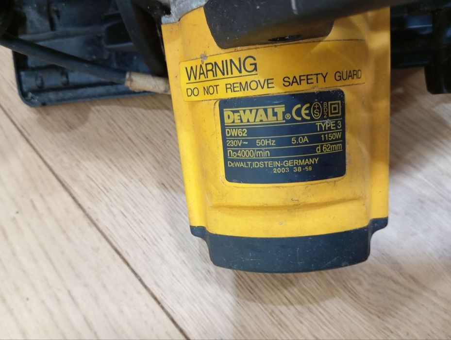 Продам Дискову циркулярну пилу (Паркетку) Dewalt з Англії!!!