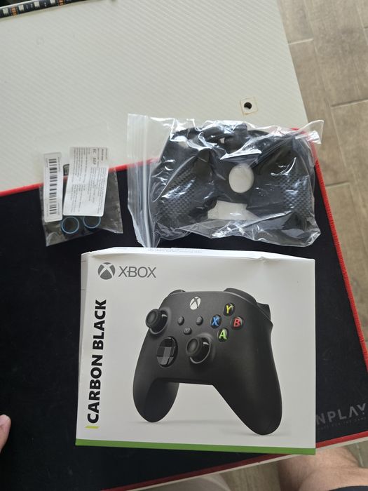 Comando xbox series carbon black selado novo com capa e proteção joystick