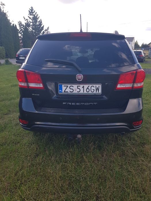 Fiat freemont 2.0jtd 7 os 4x4najbogatsza wersja