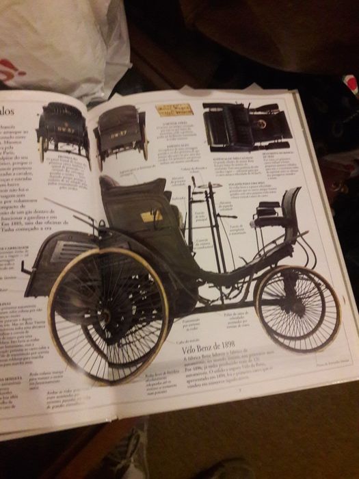 Enciclopédia Visual Automóveis