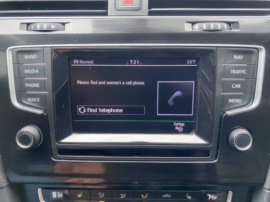 Volkswagen Golf GTI S 4-Door with Performance      2015