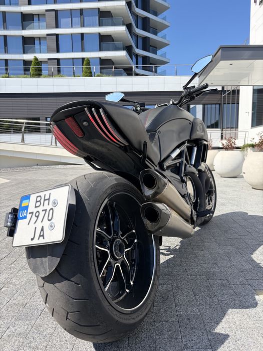 Ducati Diavel CARBON 2017 пробег 4к