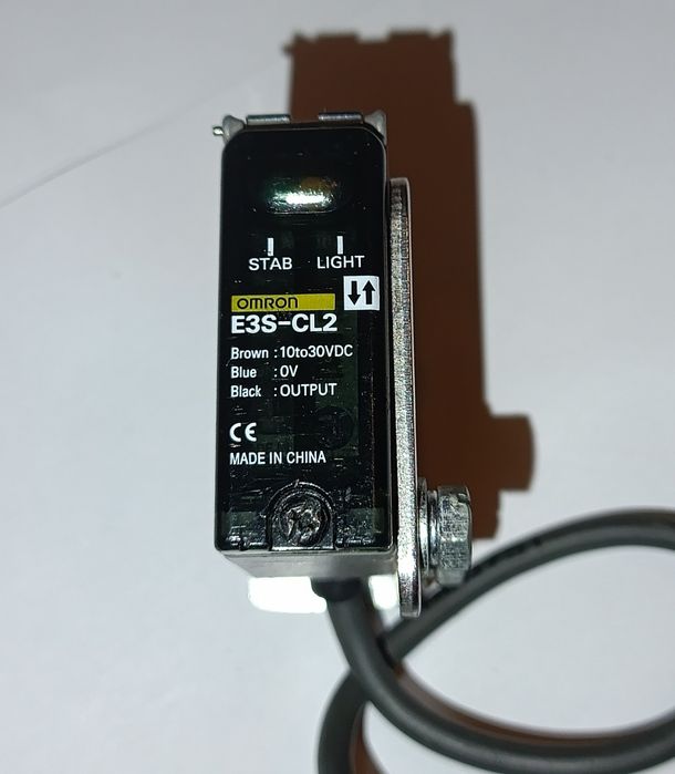 Czujnik ruchu optyczny omron wykrywanie obiektów sensor E3S-CL2