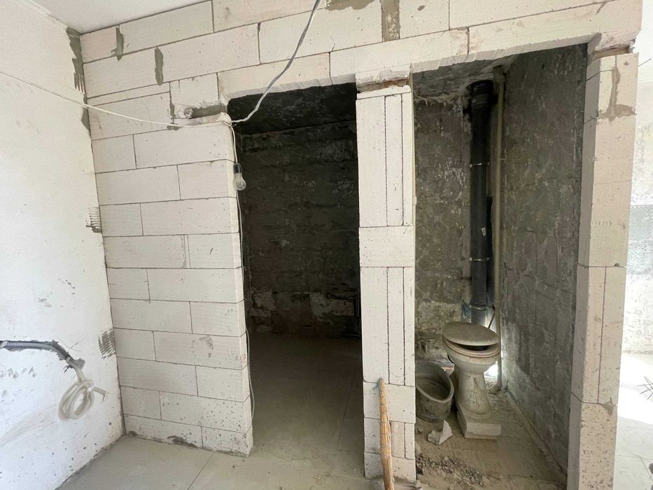 Продам 3-ком квартиру на Крымской