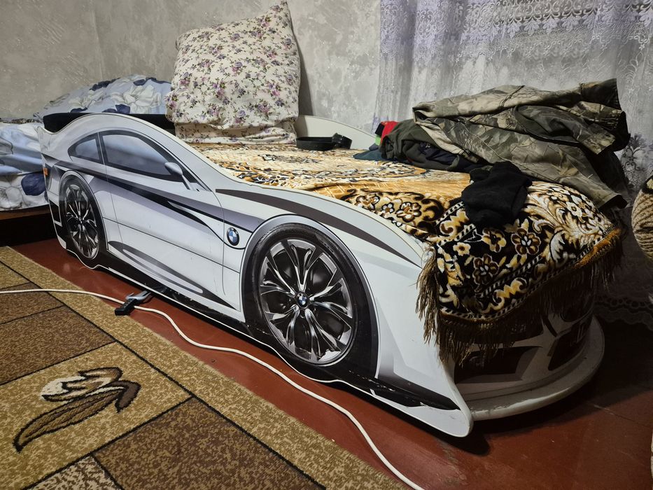 Дитяче ліжко машина