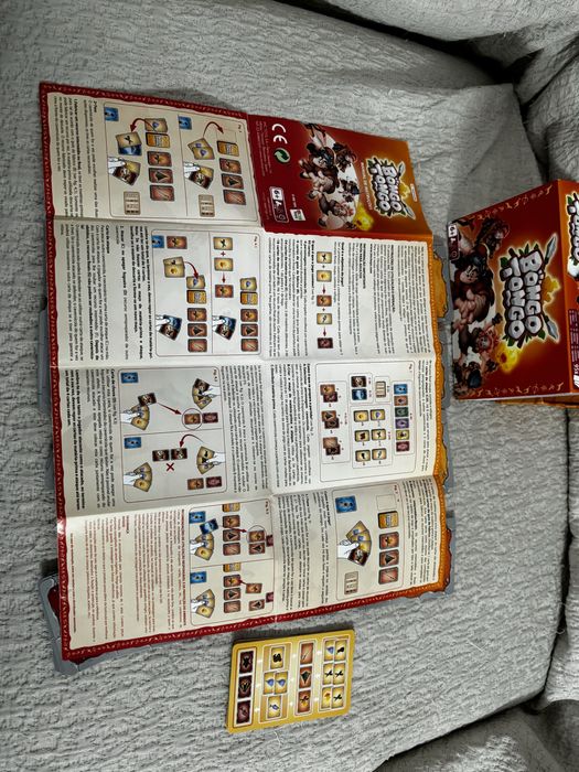 Bongo Tongo jogo de cartas estratégico