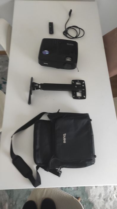 BenQ  MW523 projetor