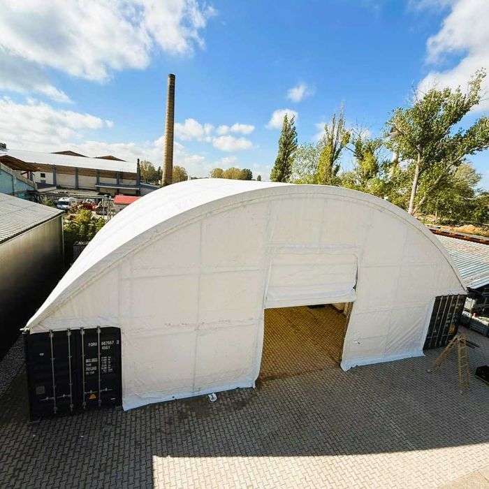 Zadaszenie kontenerowe 21×12 m, montaż na zewnętrznych krawędziach!